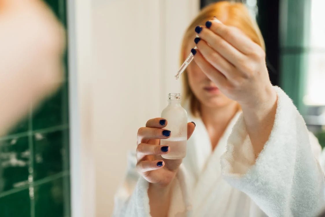 How to Use Vitamin C Serum - RorikoConnect