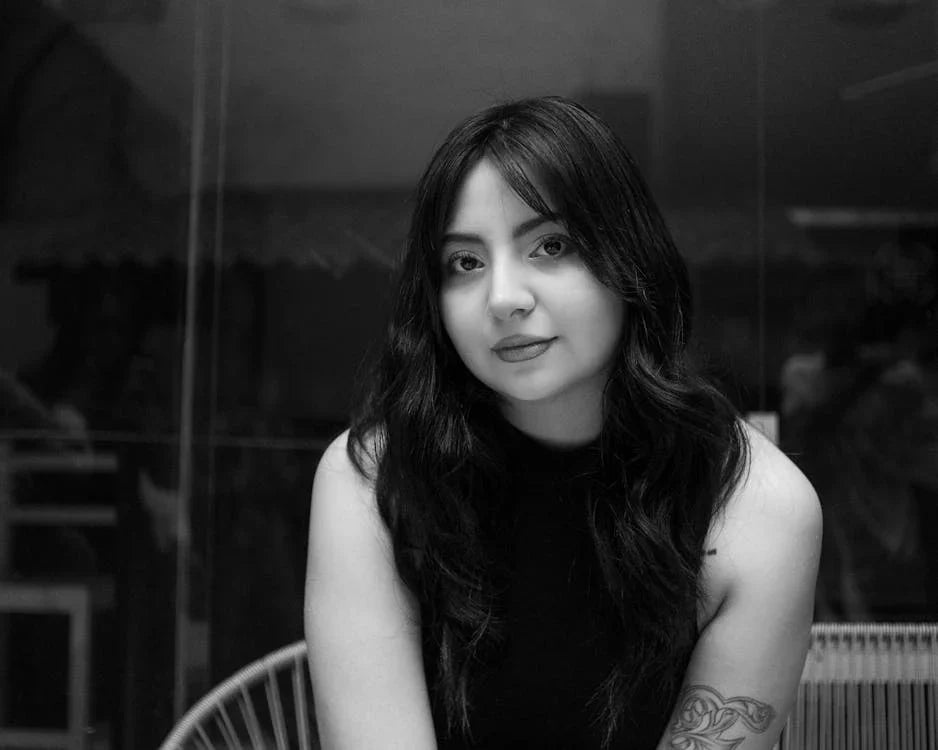 Morning vs. Night: When is the Best Time to Use Glow Pharma Serum? - RorikoConnect